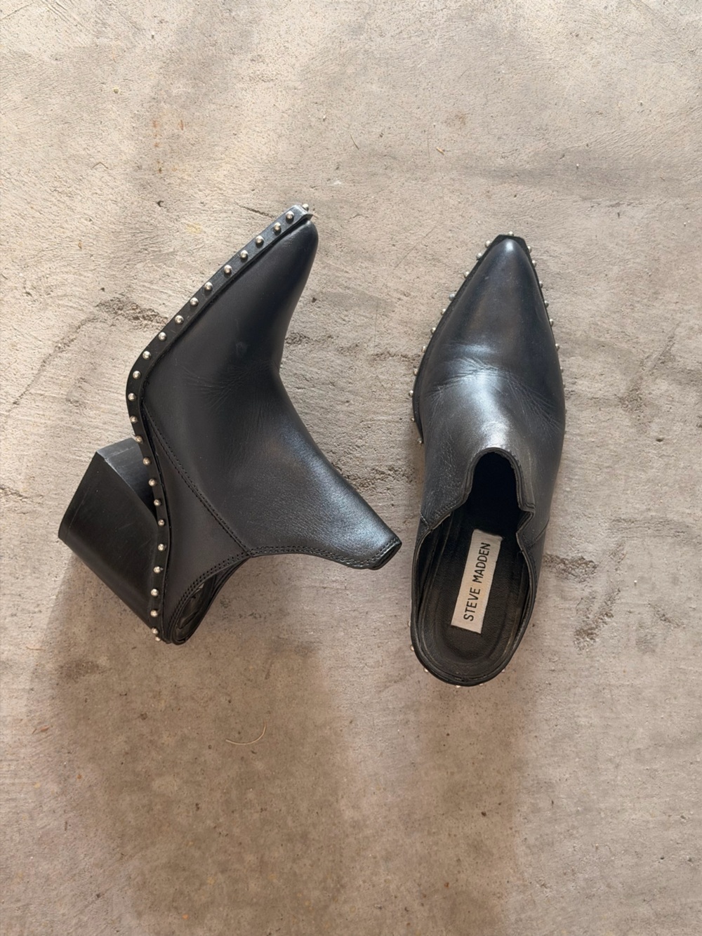 Steve Madden Black Pointed Stud-Trim Slip-On Mules